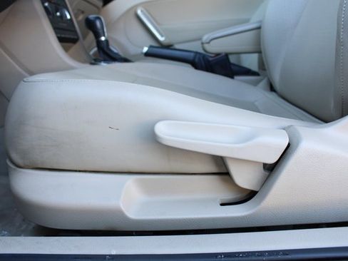 Used 2015 Volkswagen Beetle R-Line image 17