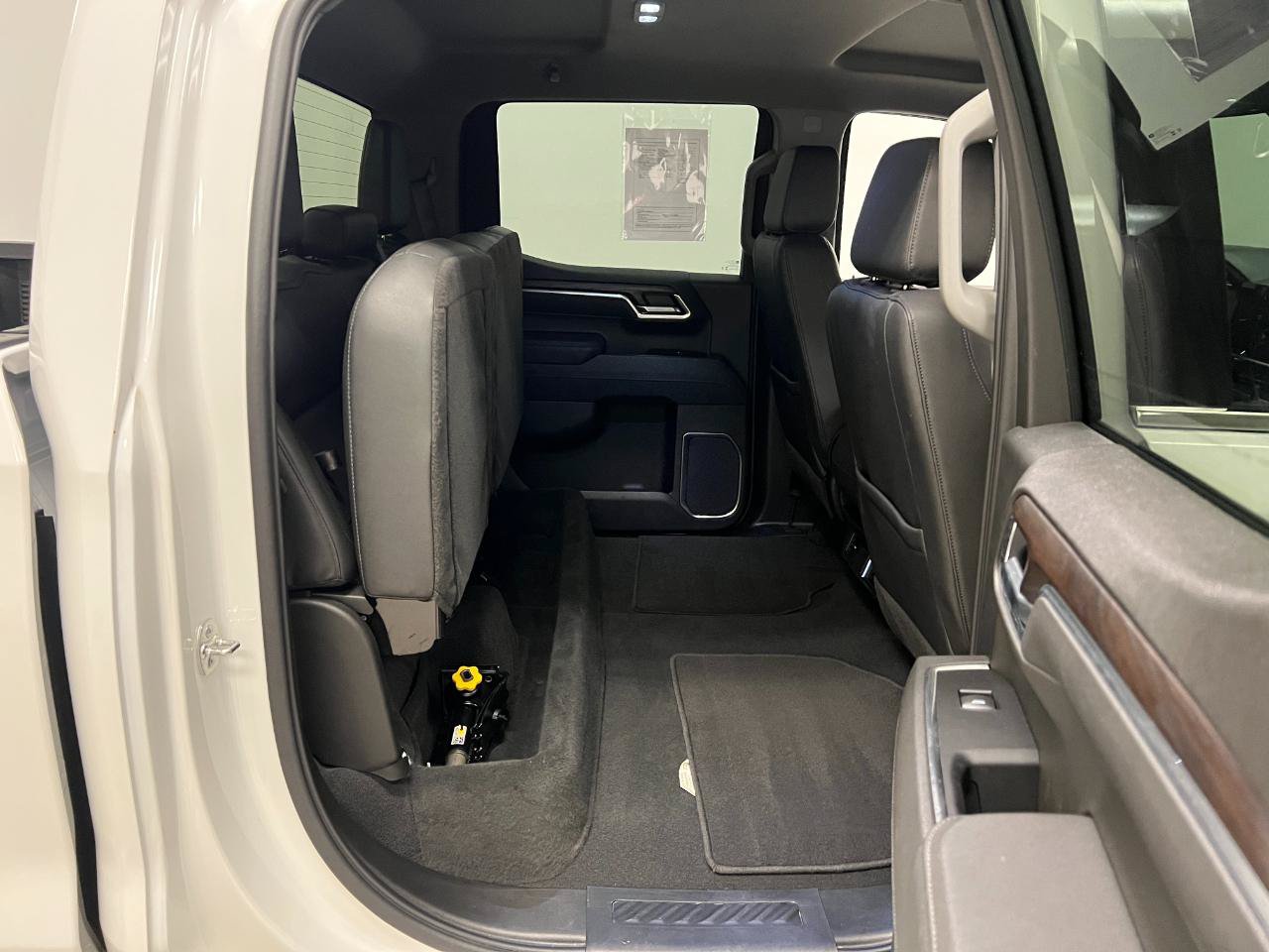 Used 2026 GMC Sierra 1500 SLT RWD image 38