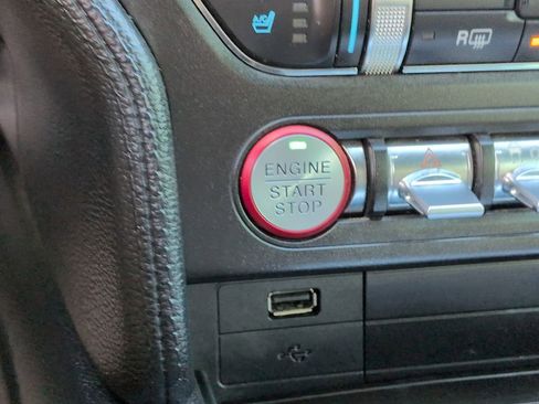Used 2018 Ford Mustang Premium RWD image 27