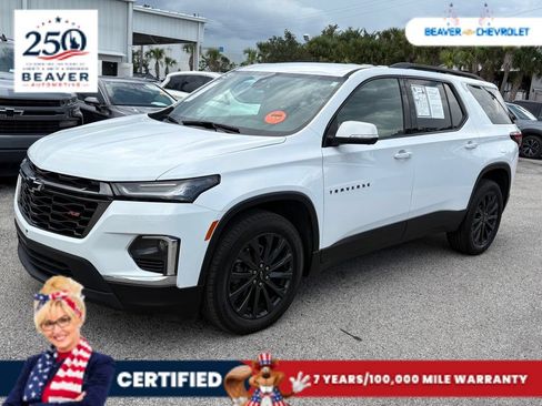 Used 2023 Chevrolet Traverse RS FWD image 1