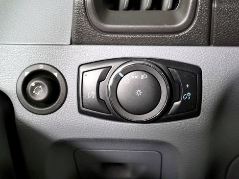 Used 2019 Ford Transit 150 XL RWD image 37
