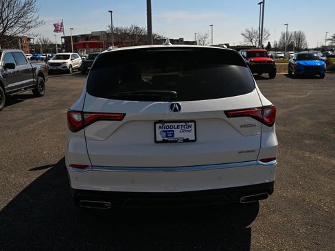 Used 2023 Acura MDX SH-AWD w/ Advance Package image 6