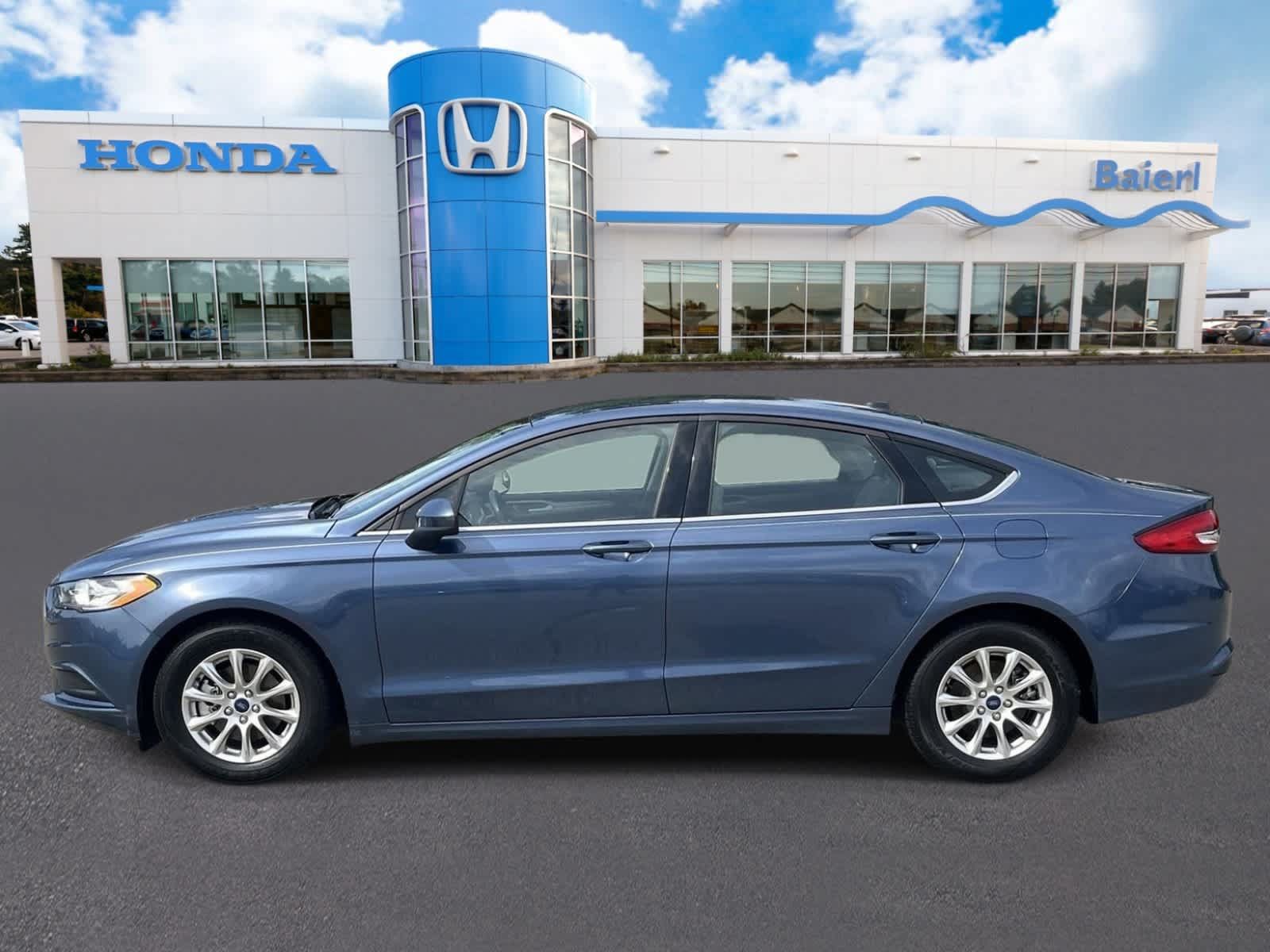 Used 2018 Ford Fusion S FWD image 2