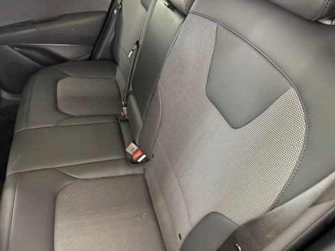 Certified 2025 Kia Niro EX FWD image 25