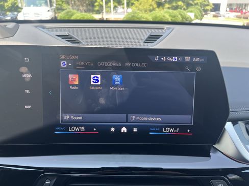 Certified 2025 BMW X1 xDrive28i w/ Technology Package image 23