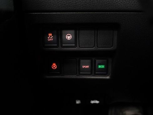 Used 2022 Nissan Rogue Sport SL image 41