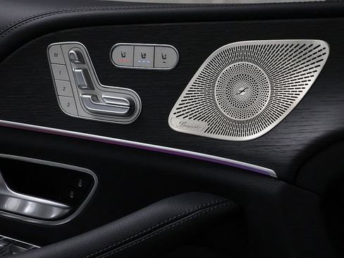 Certified 2026 Mercedes-Benz GLS 450 4MATIC image 28