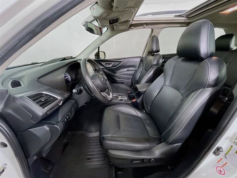 Used 2019 Subaru Forester Touring image 26