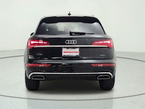 Used 2023 Audi Q5 2.0T Premium Plus w/ Premium Plus Package AWD/4WD image 6
