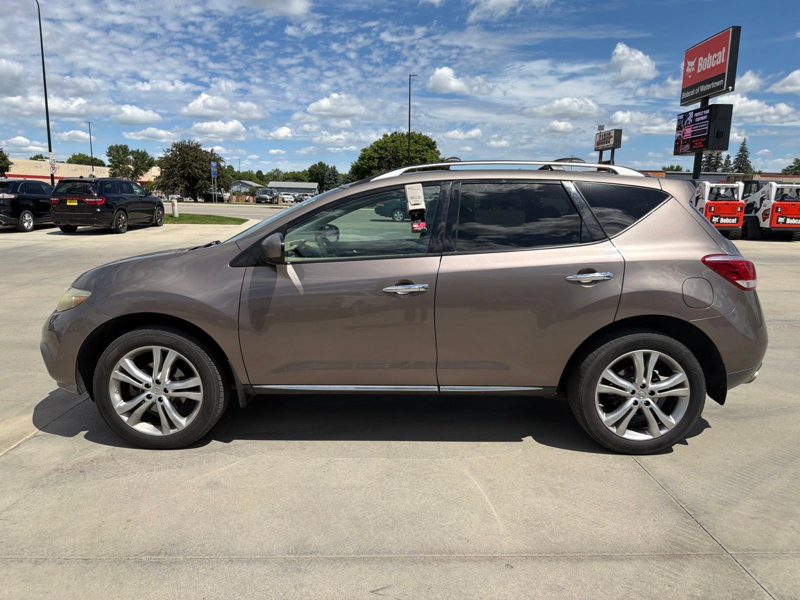 Used 2011 Nissan Murano LE w/ Navigation Pkg AWD/4WD image 5
