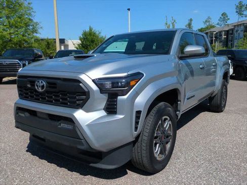 Certified 2024 Toyota Tacoma TRD Sport RWD image 2
