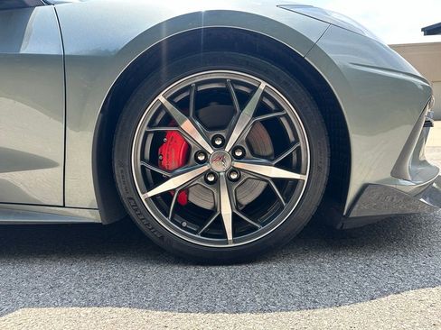 Used 2022 Chevrolet Corvette Stingray Preferred Cpe w/ Z51 Performance Package RWD image 10