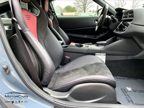 Used 2025 Nissan Z NISMO w/ Floor Mat Package image 8
