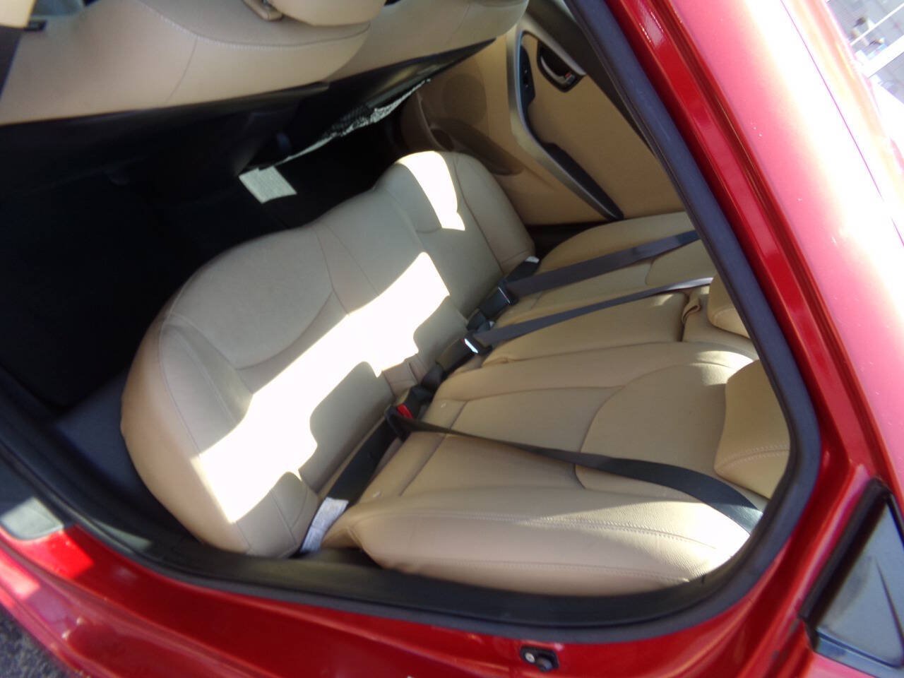 Used 2013 Hyundai Elantra Limited FWD image 14