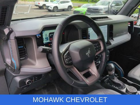 Used 2024 Ford Bronco Black Diamond w/ Sasquatch Package AWD/4WD image 9
