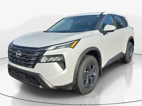 New 2026 Nissan Rogue SV w/ Cold Weather Package FWD image 4