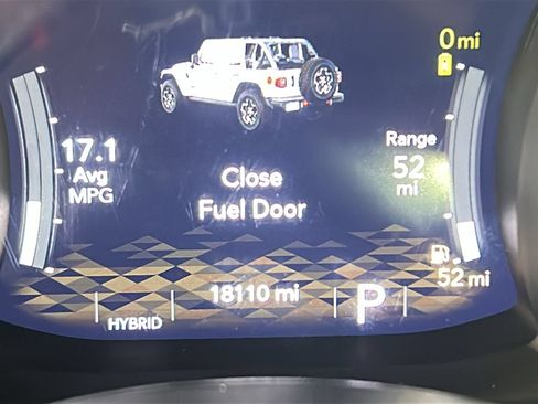 Used 2023 Jeep Wrangler Unlimited w/ Cold Weather Group AWD/4WD image 22
