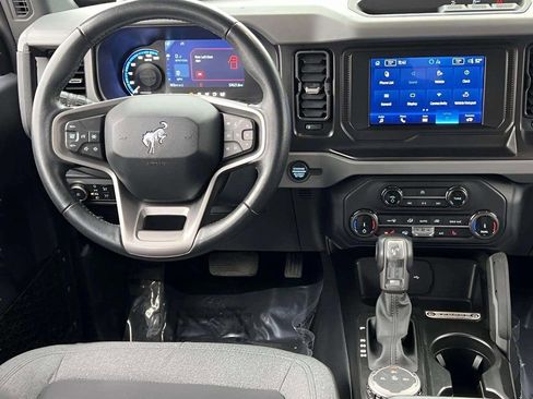 Used 2022 Ford Bronco Big Bend image 15