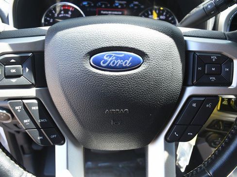 Used 2022 Ford F250 Lariat w/ Tremor Off-Road Package AWD/4WD image 30