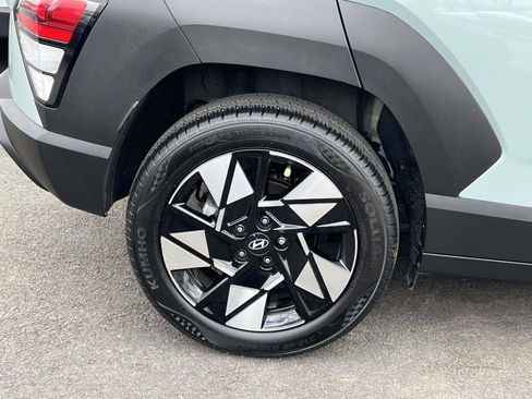 Certified 2024 Hyundai Kona SEL w/ Convenience Package image 10