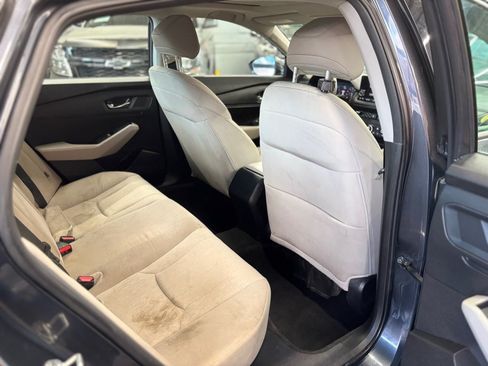 Used 2023 Honda Accord EX image 17