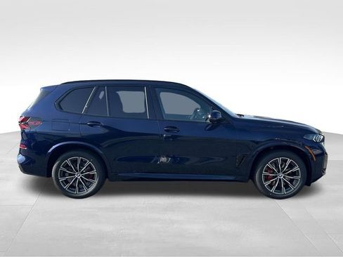 New 2026 BMW X5 xDrive40i w/ M Sport Package AWD/4WD image 2