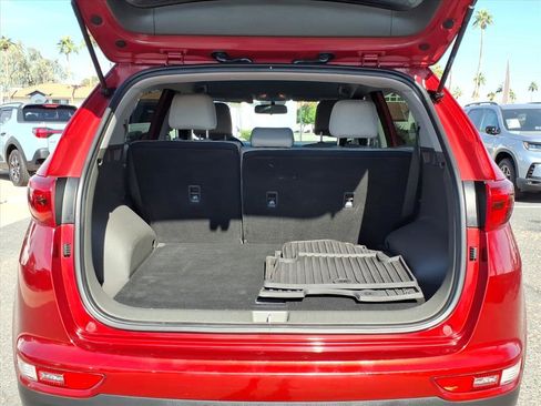 Used 2019 Kia Sportage LX image 16