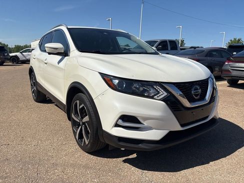 Used 2020 Nissan Rogue Sport SL AWD/4WD image 3