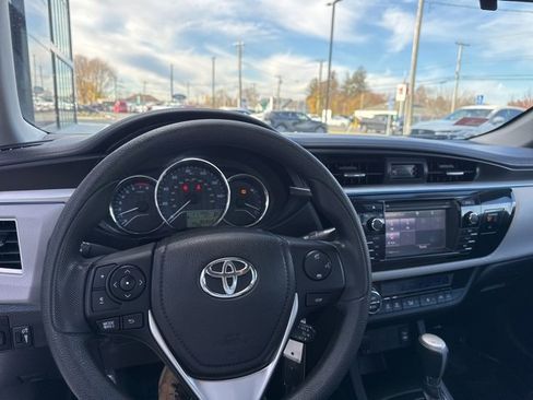 Used 2014 Toyota Corolla L image 18
