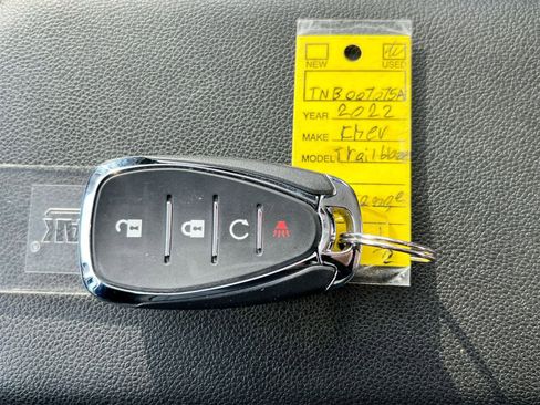 Used 2022 Chevrolet TrailBlazer LT image 35