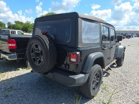 Used 2022 Jeep Wrangler Unlimited Sport AWD/4WD image 4