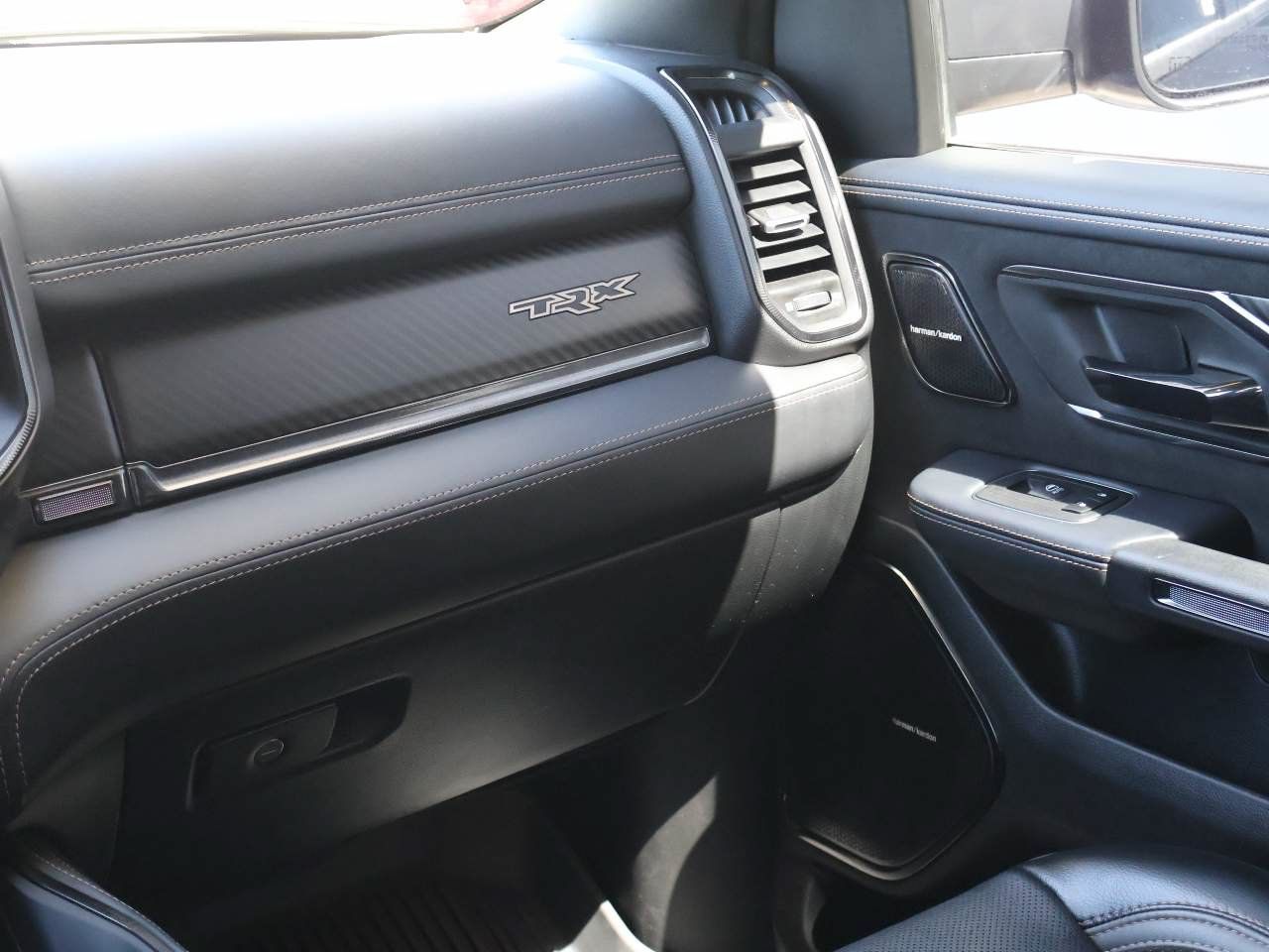 Used 2024 RAM 1500 TRX AWD/4WD image 18