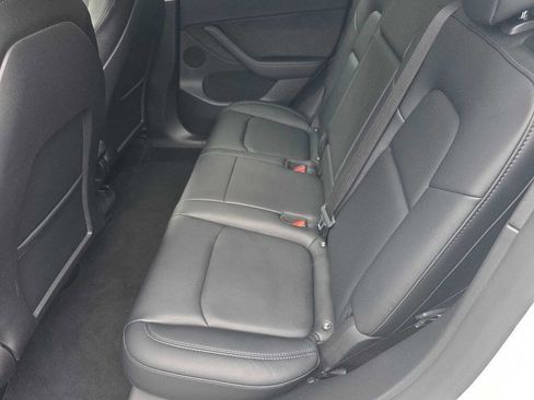 Used 2022 Tesla Model Y Performance image 26