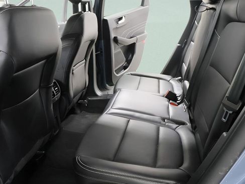 Used 2025 Ford Escape Platinum AWD/4WD image 25