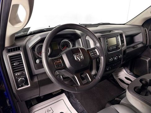 Used 2019 RAM 1500 Tradesman image 9