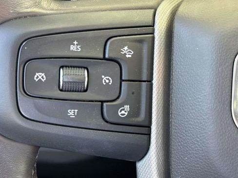 Used 2022 GMC Yukon Denali image 31