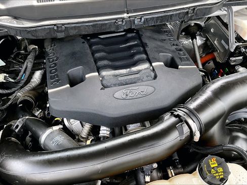 Used 2023 Ford F150 Lariat AWD/4WD image 33
