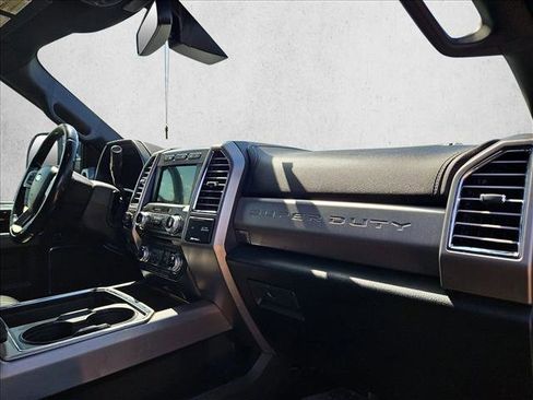 Used 2017 Ford F450 Platinum w/ Platinum Ultimate Package image 12