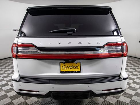 Used 2021 Lincoln Navigator Reserve AWD/4WD image 7