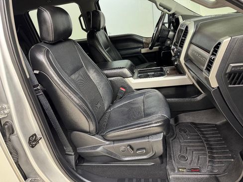 Used 2019 Ford F250 Lariat image 33