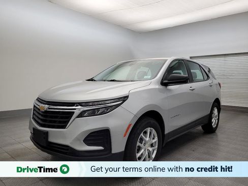 Used 2022 Chevrolet Equinox LS image 1