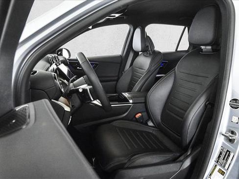 Certified 2025 Mercedes-Benz GLC 300 4MATIC image 18