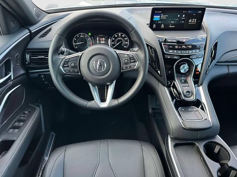 Used 2025 Acura RDX SH-AWD image 8