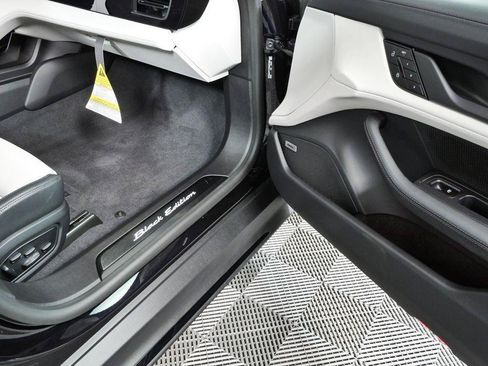 New 2026 Porsche Taycan RWD image 27