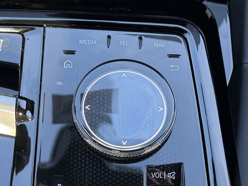 Certified 2025 BMW 530i xDrive image 46