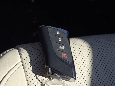 Used 2024 Lexus RX 350 Premium w/ Convenience Package image 35