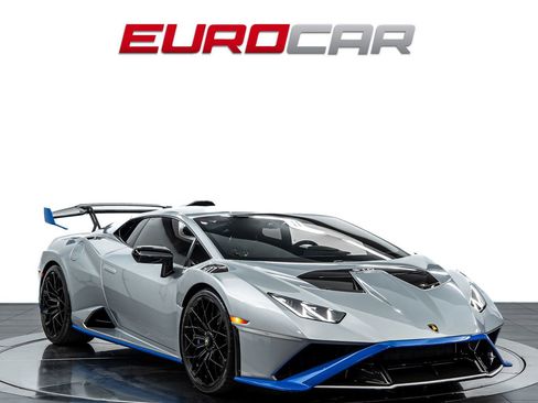 Used 2023 Lamborghini Huracan STO RWD image 7