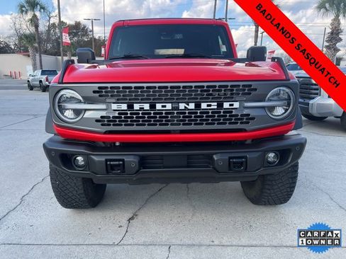 Used 2022 Ford Bronco Badlands image 2