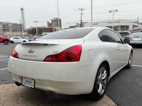 Used 2009 INFINITI G37 Journey w/ Premium Pkg image 7