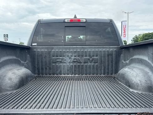 Used 2019 RAM 1500 Big Horn AWD/4WD image 12